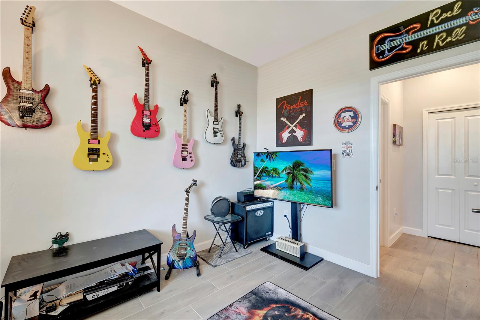 15719 BAREFOOT BEACH DR, LAKEWOOD RANCH, FL, 34211