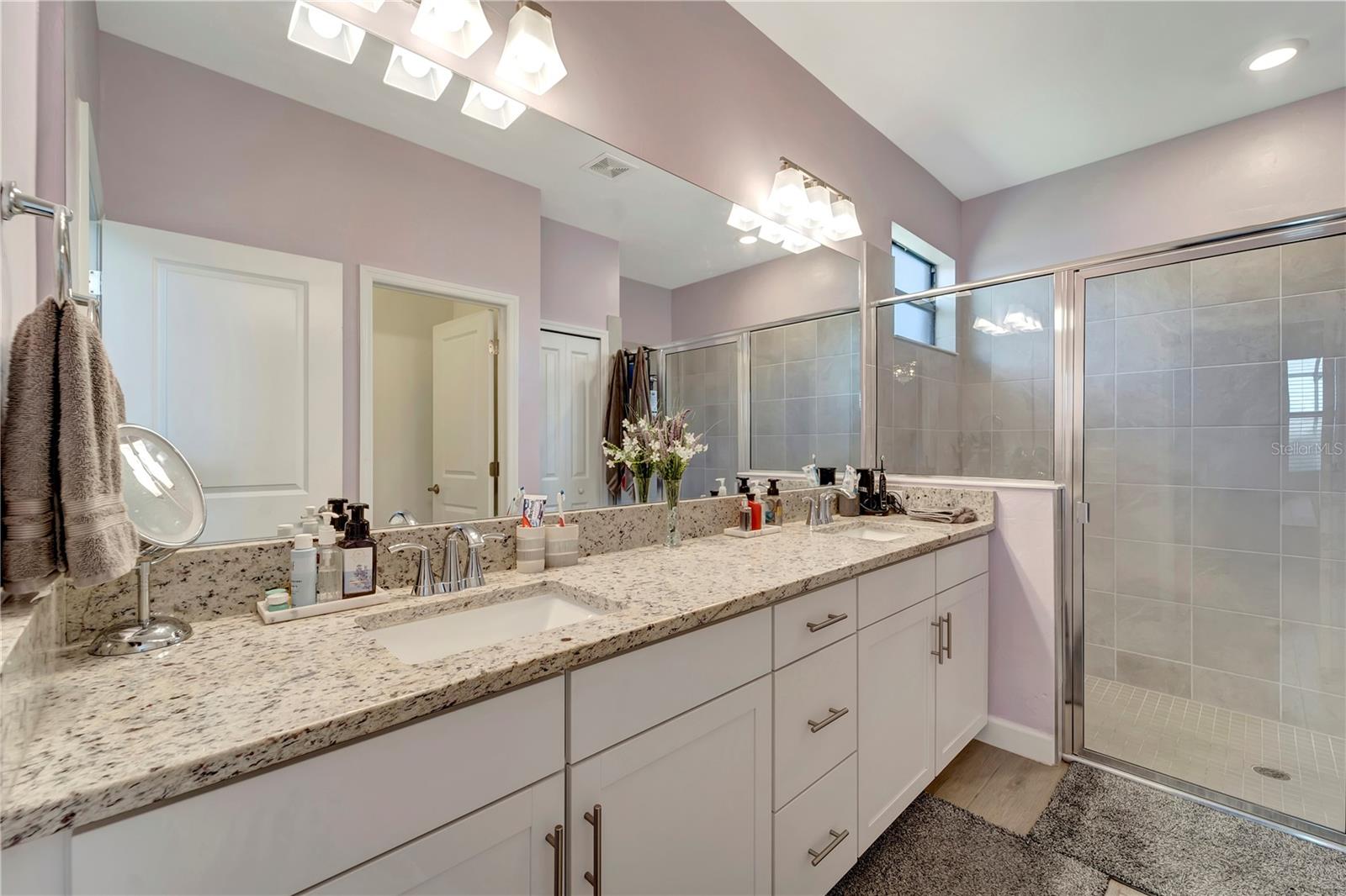 15719 BAREFOOT BEACH DR, LAKEWOOD RANCH, FL, 34211
