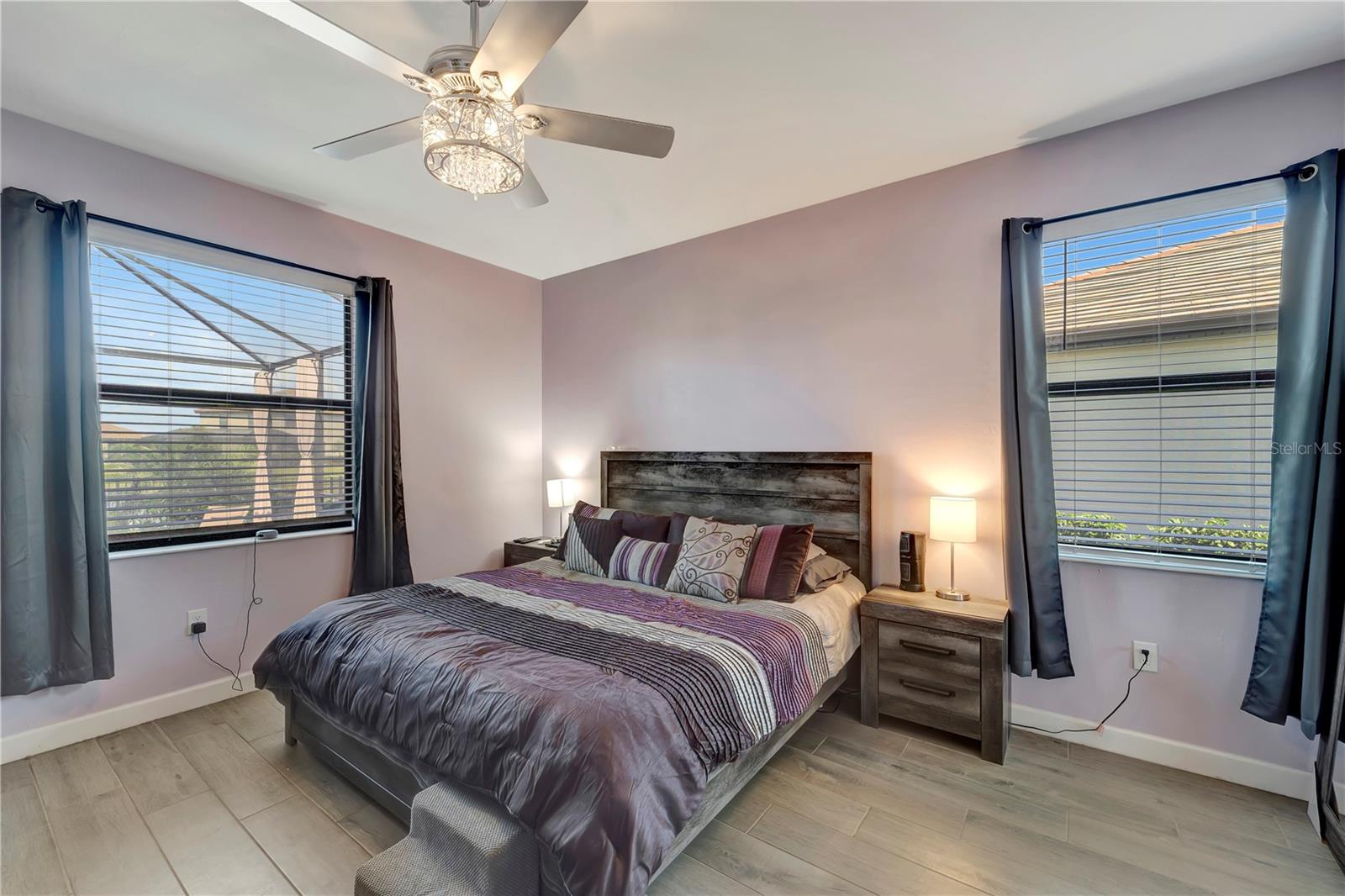 15719 BAREFOOT BEACH DR, LAKEWOOD RANCH, FL, 34211