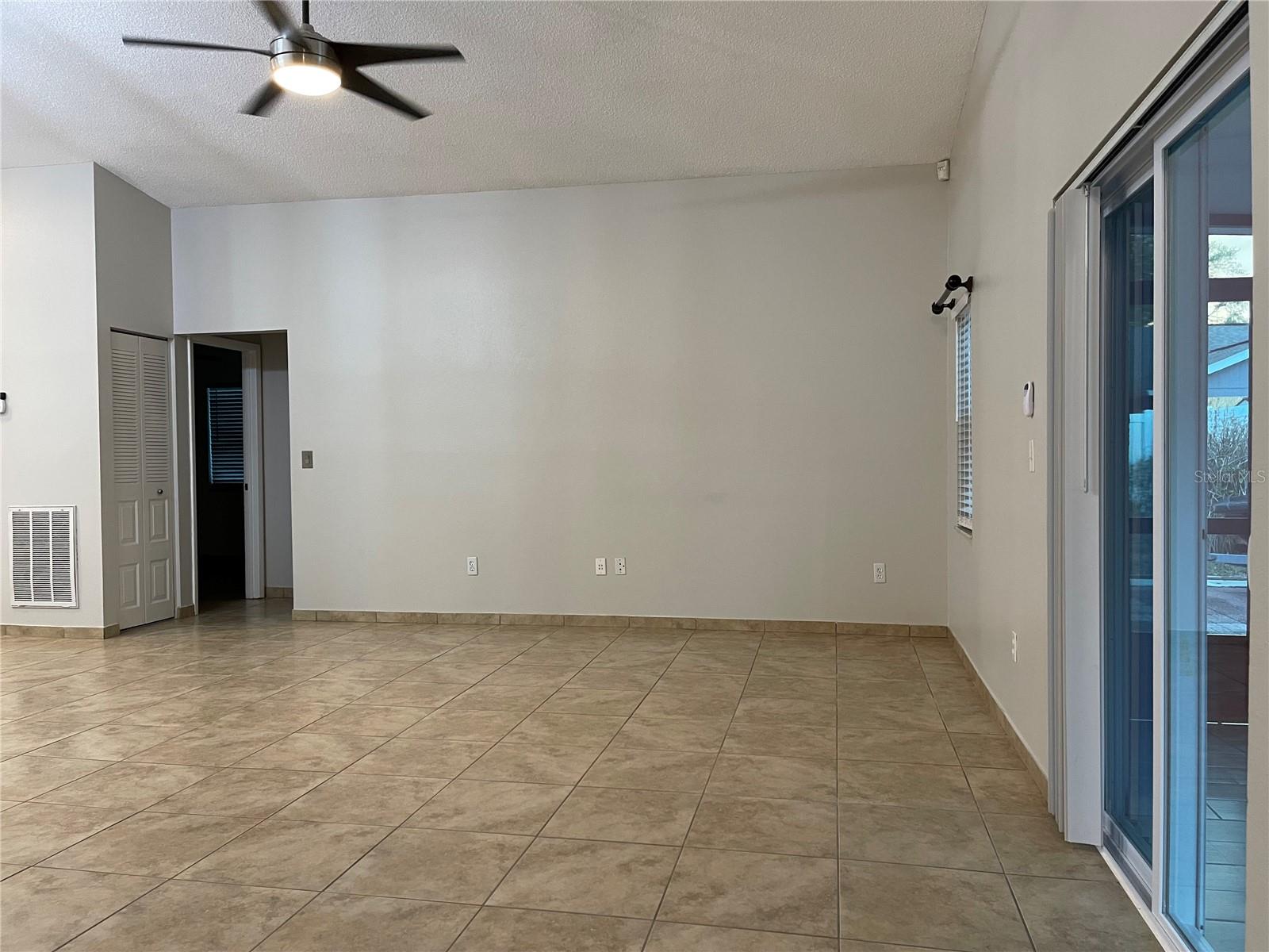 13420 LARAWAY DR, RIVERVIEW, FL, 33579