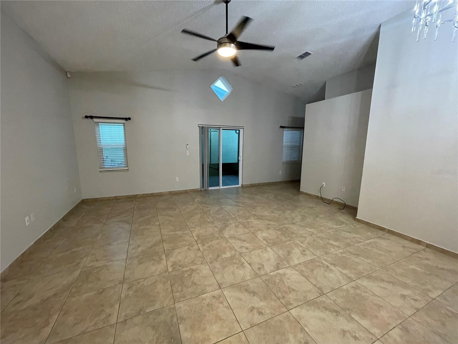 13420 LARAWAY DR, RIVERVIEW, FL, 33579