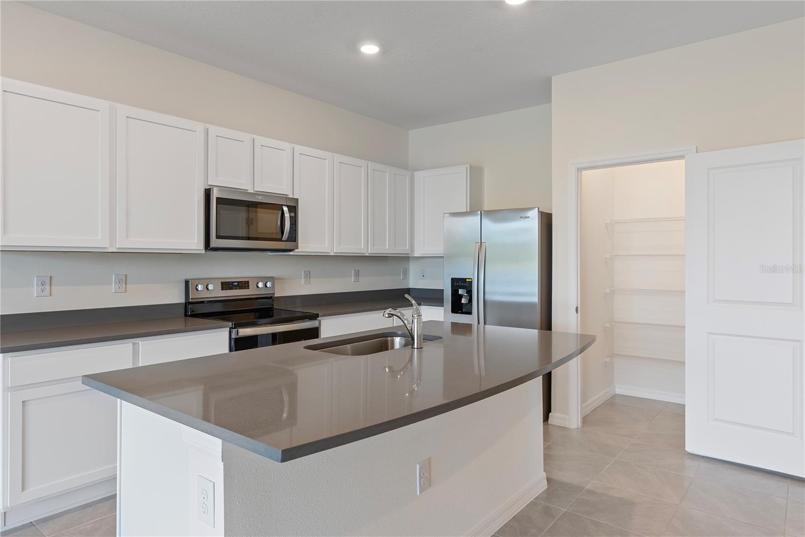AVALON PK WEST-NORTH PHS 2 4 5, WESLEY CHAPEL, FL, 33545