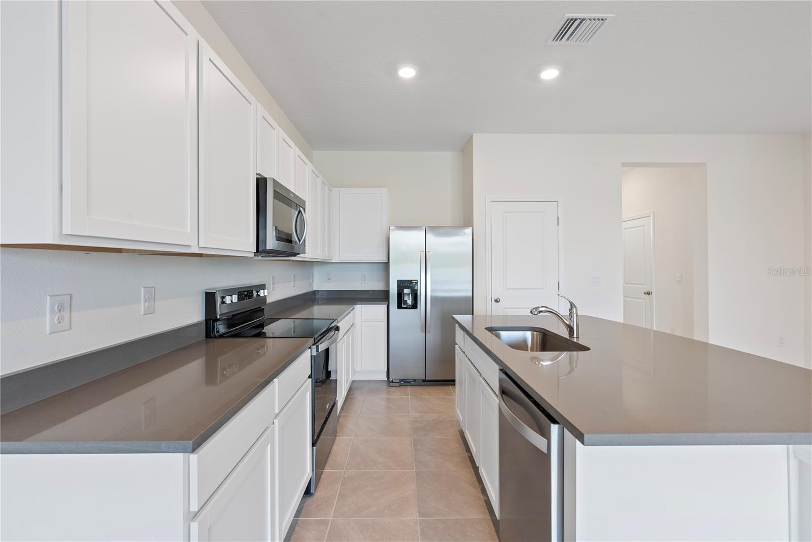 AVALON PK WEST-NORTH PHS 2 4 5, WESLEY CHAPEL, FL, 33545