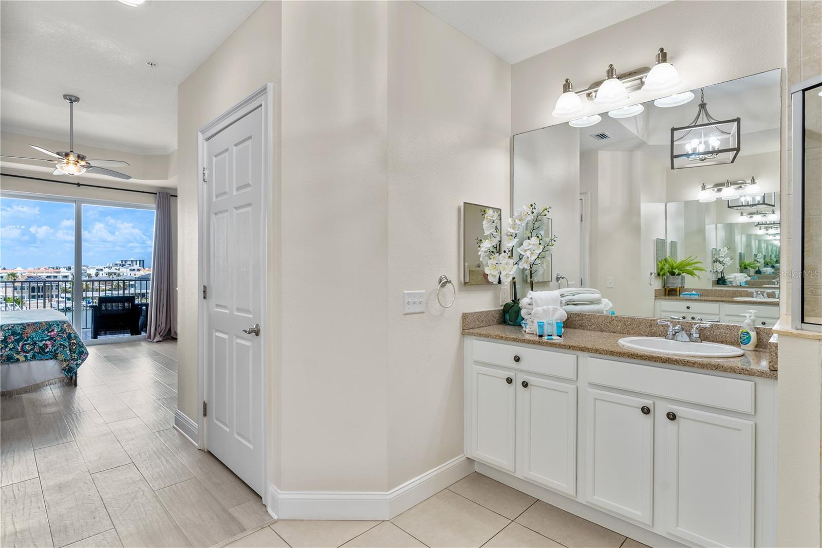 600 BAYWAY BLVD #504, CLEARWATER BEACH, FL, 33767