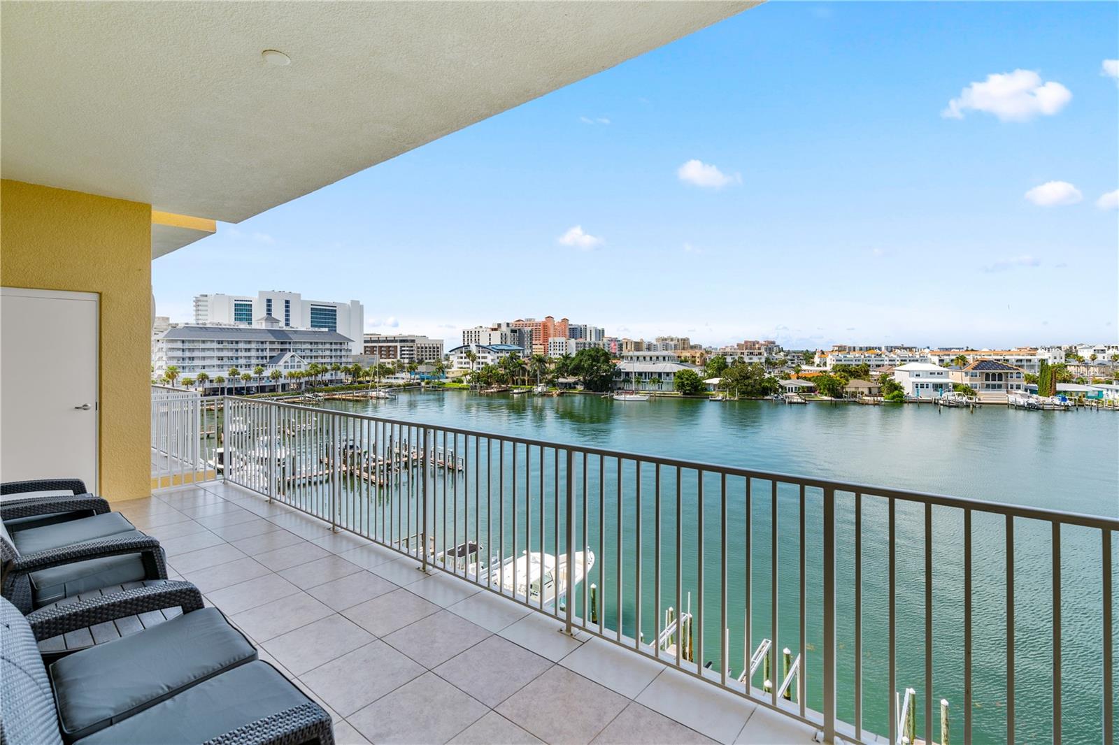 600 BAYWAY BLVD #504, CLEARWATER BEACH, FL, 33767