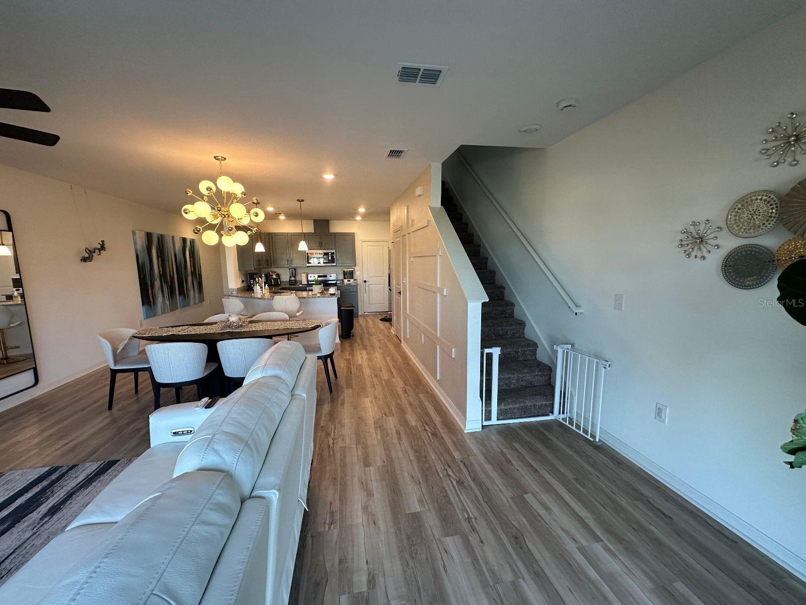 619 STONEY POINT CIR, DAVENPORT, FL, 33896