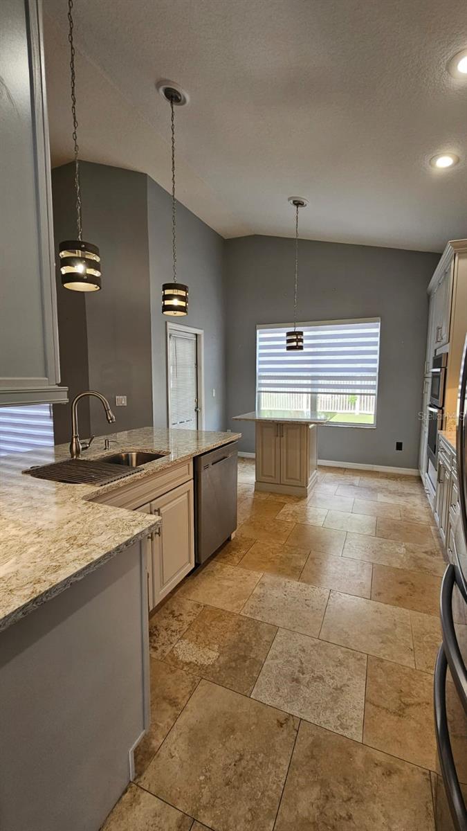 2713 BARNSLEY LN, KISSIMMEE, FL, 34744