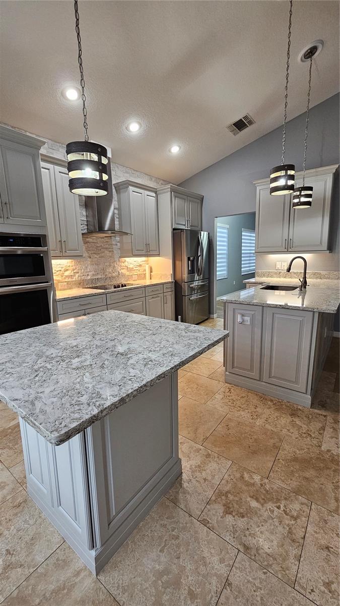 2713 BARNSLEY LN, KISSIMMEE, FL, 34744