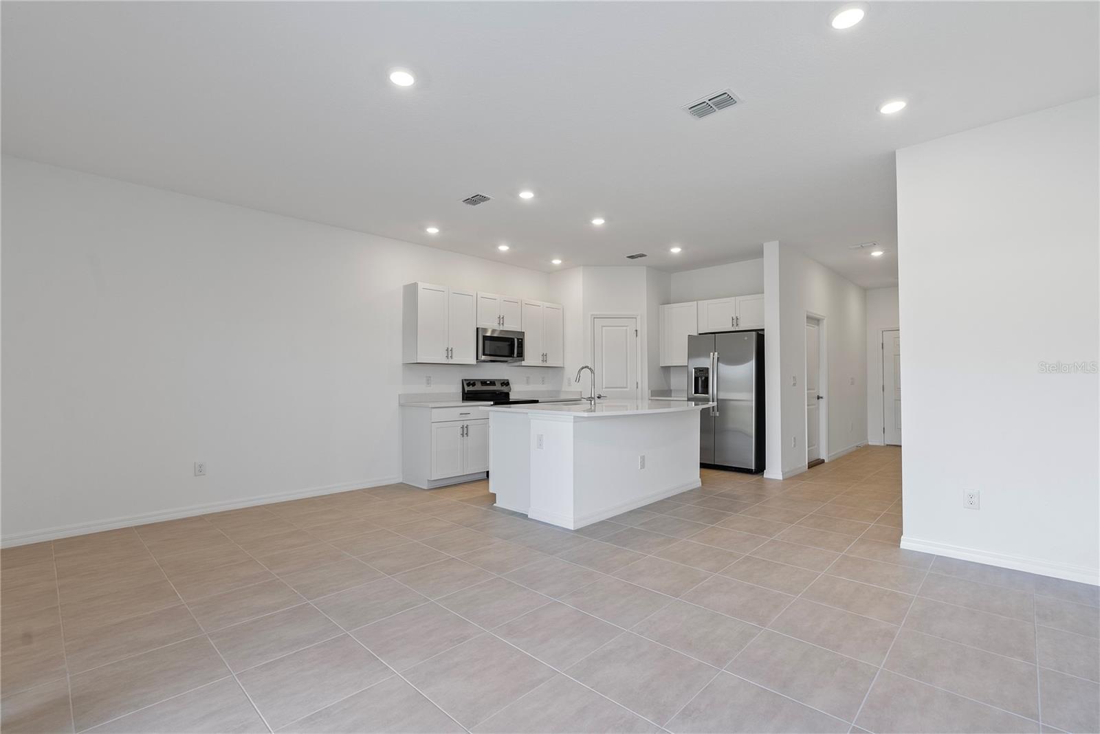 2128 HALLIER CV, WESLEY CHAPEL, FL, 33543