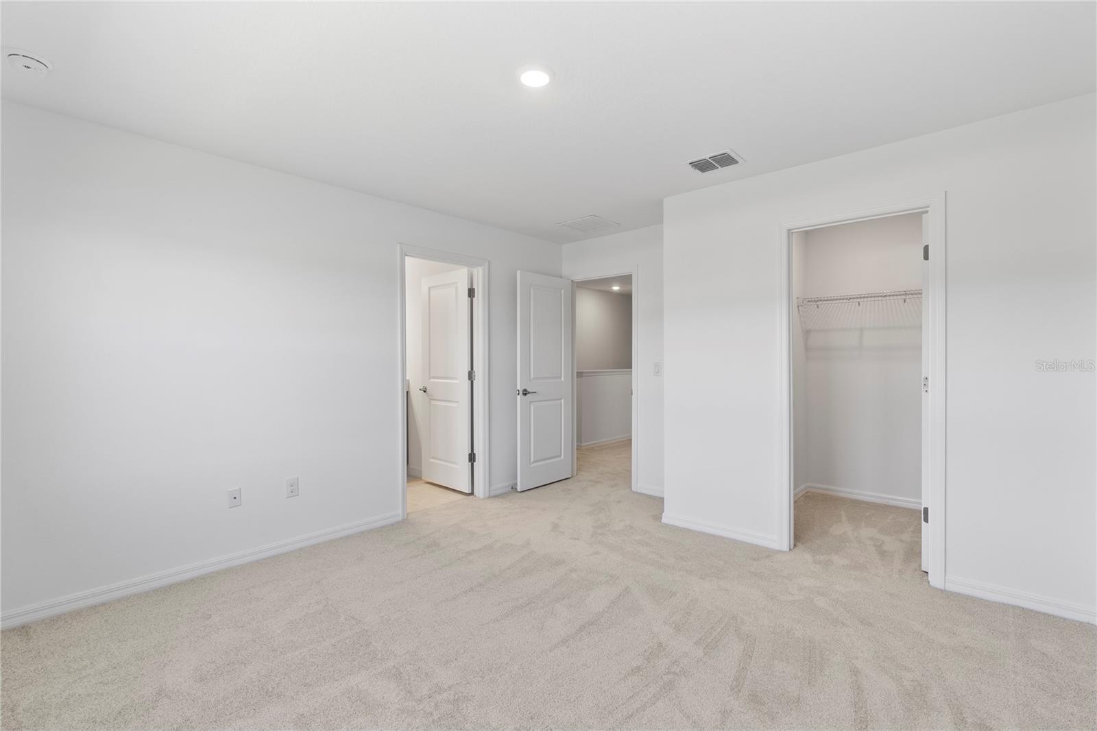 2130 HALLIER CV, WESLEY CHAPEL, FL, 33543