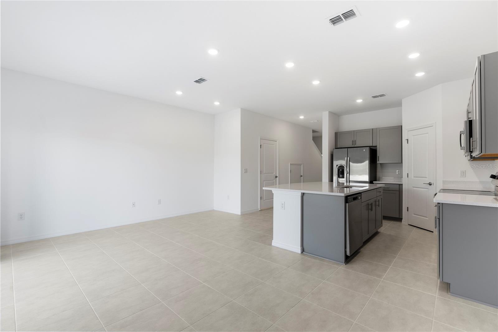 2130 HALLIER CV, WESLEY CHAPEL, FL, 33543