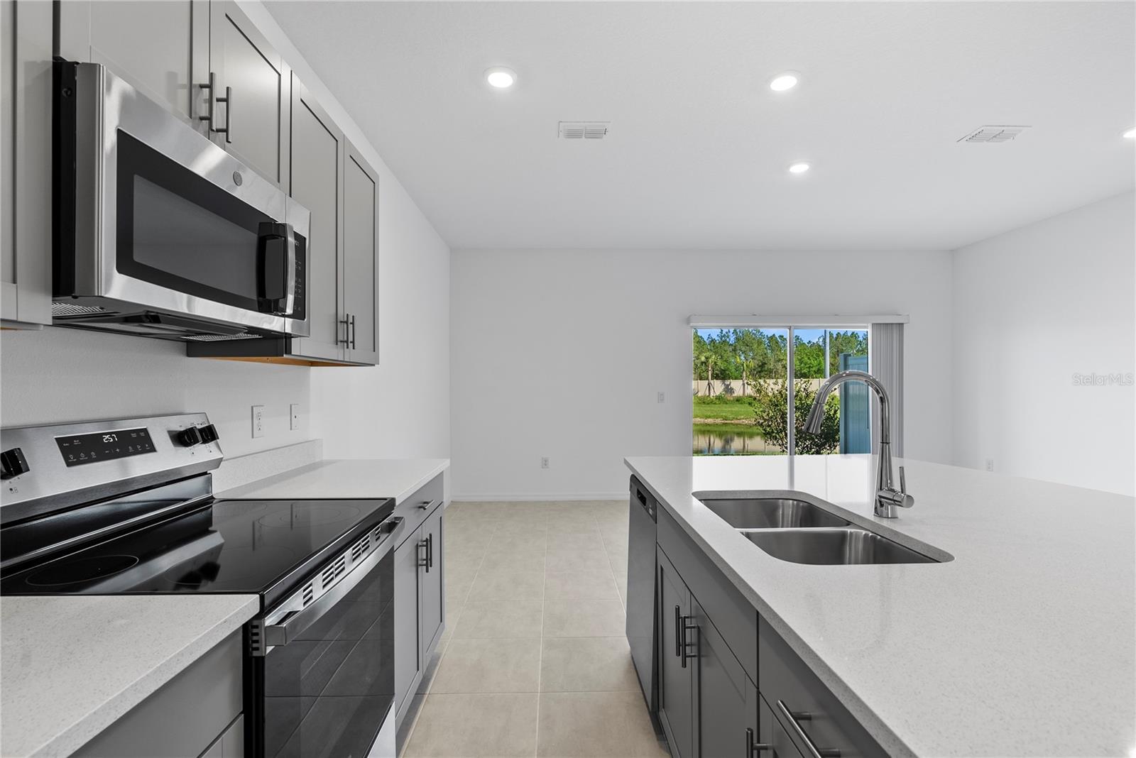 2130 HALLIER CV, WESLEY CHAPEL, FL, 33543