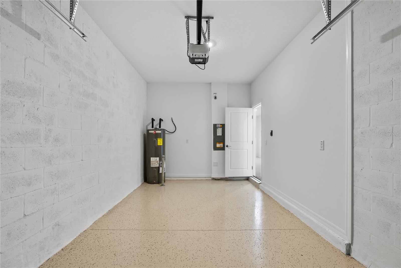 2130 HALLIER CV, WESLEY CHAPEL, FL, 33543