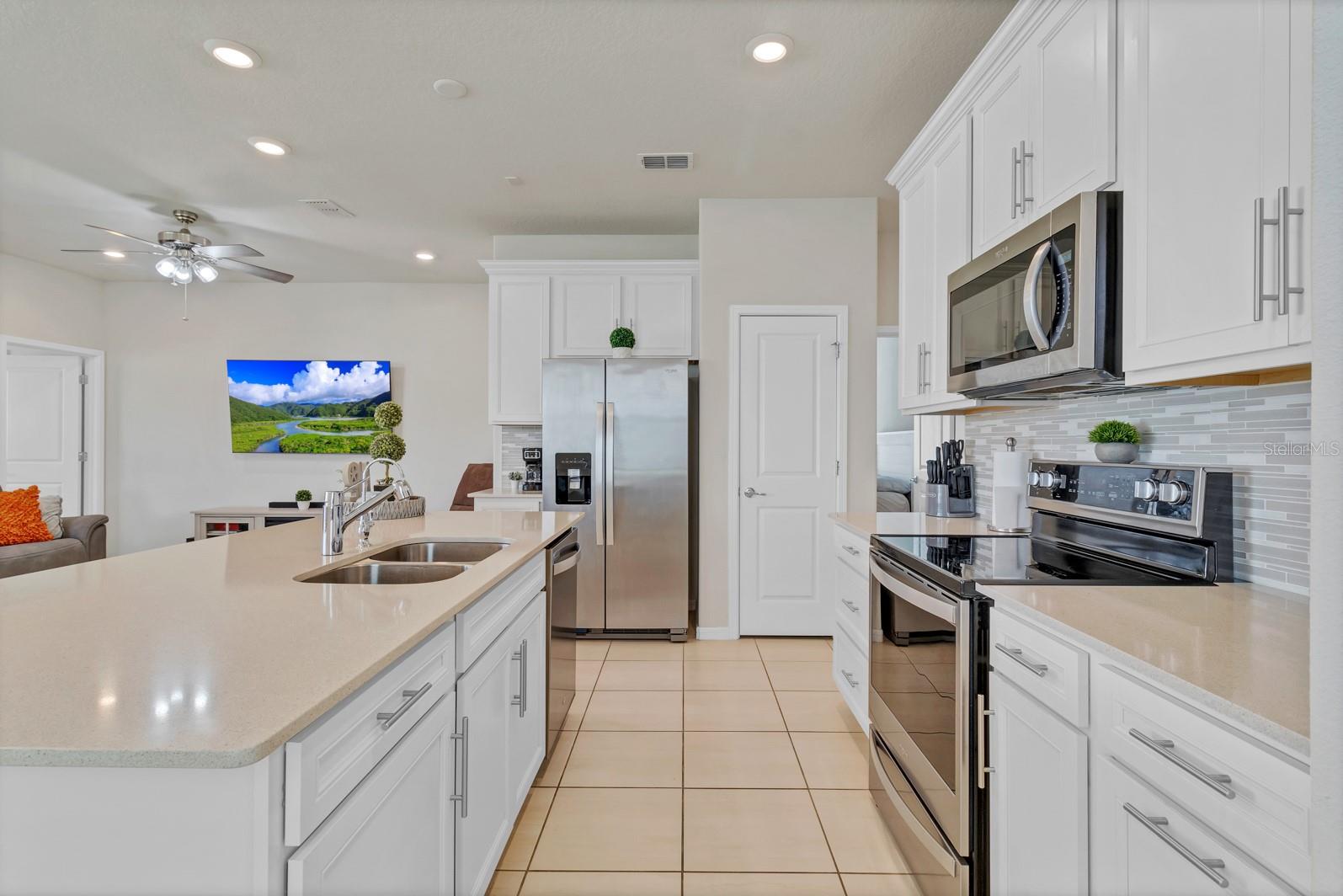 1872 SUMMER SERENITY DR, KISSIMMEE, FL, 34744