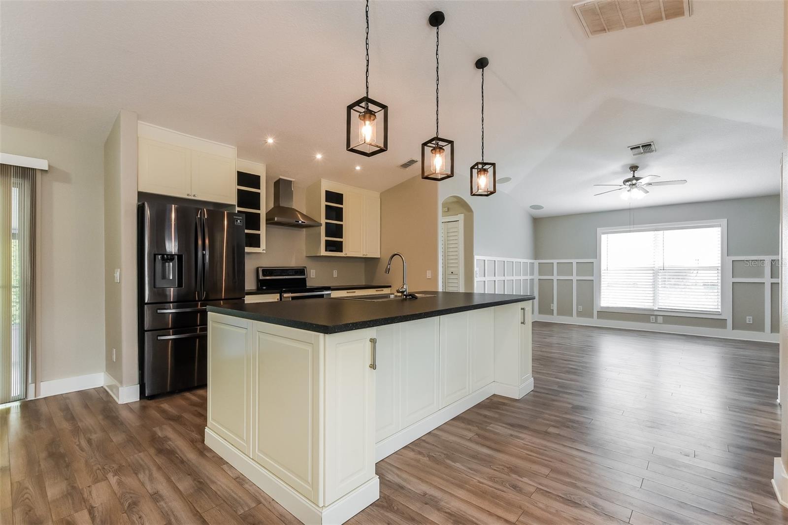 2081 GALVESTON AVE, DELTONA, FL, 32725