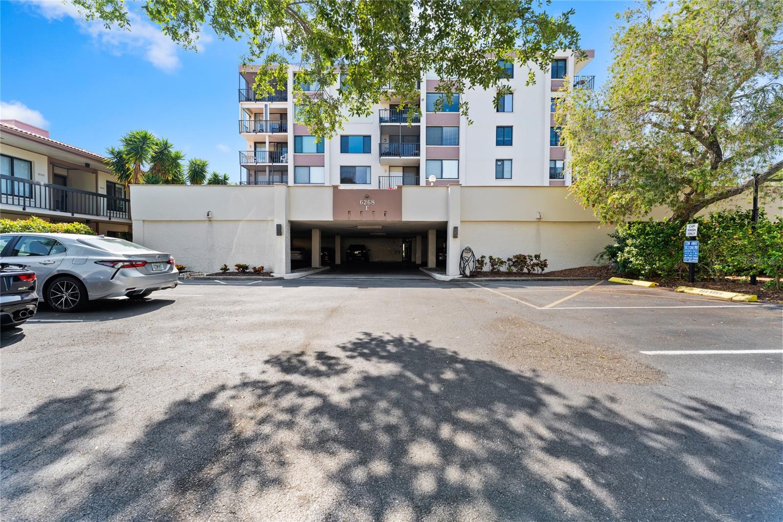 6268 PALMA DEL MAR S #306, ST PETERSBURG, FL, 33715