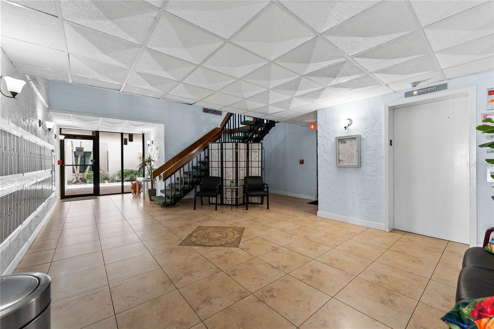 6268 PALMA DEL MAR S #306, ST PETERSBURG, FL, 33715
