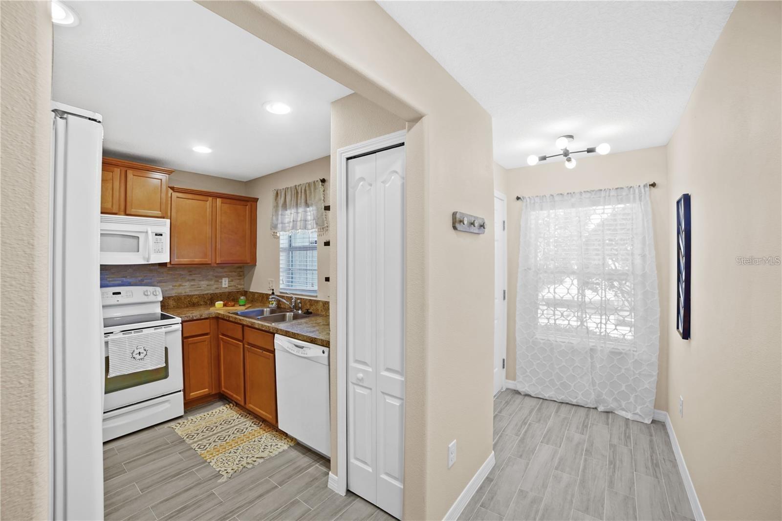 380 CARINA CIR, SANFORD, FL, 32773
