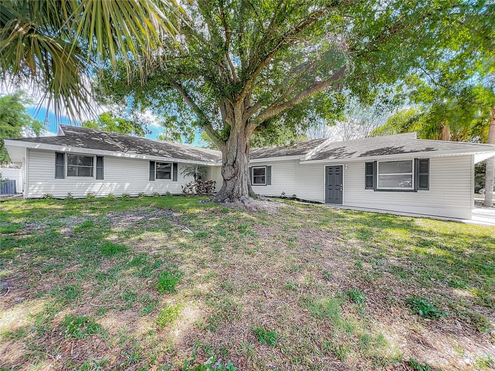 2050 BROKEN ARROW TRL N, LAKELAND, FL, 33813