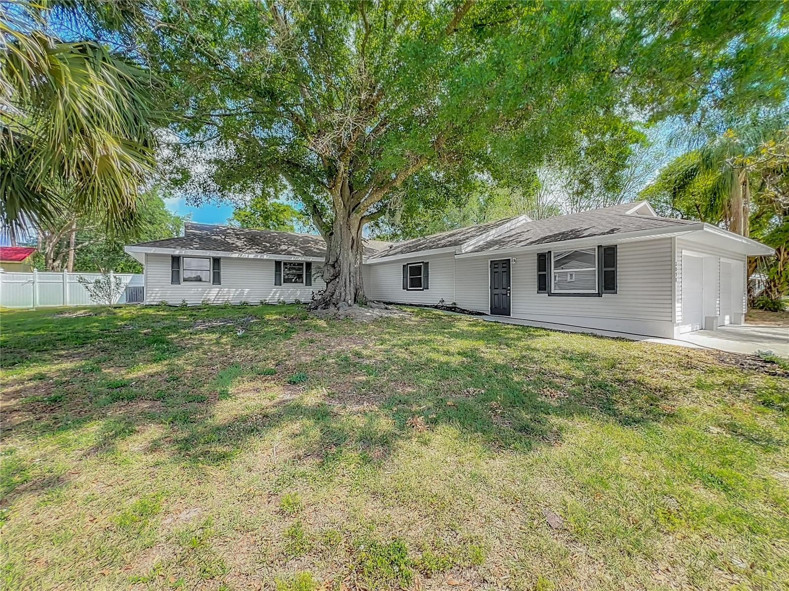 2050 BROKEN ARROW TRL N, LAKELAND, FL, 33813