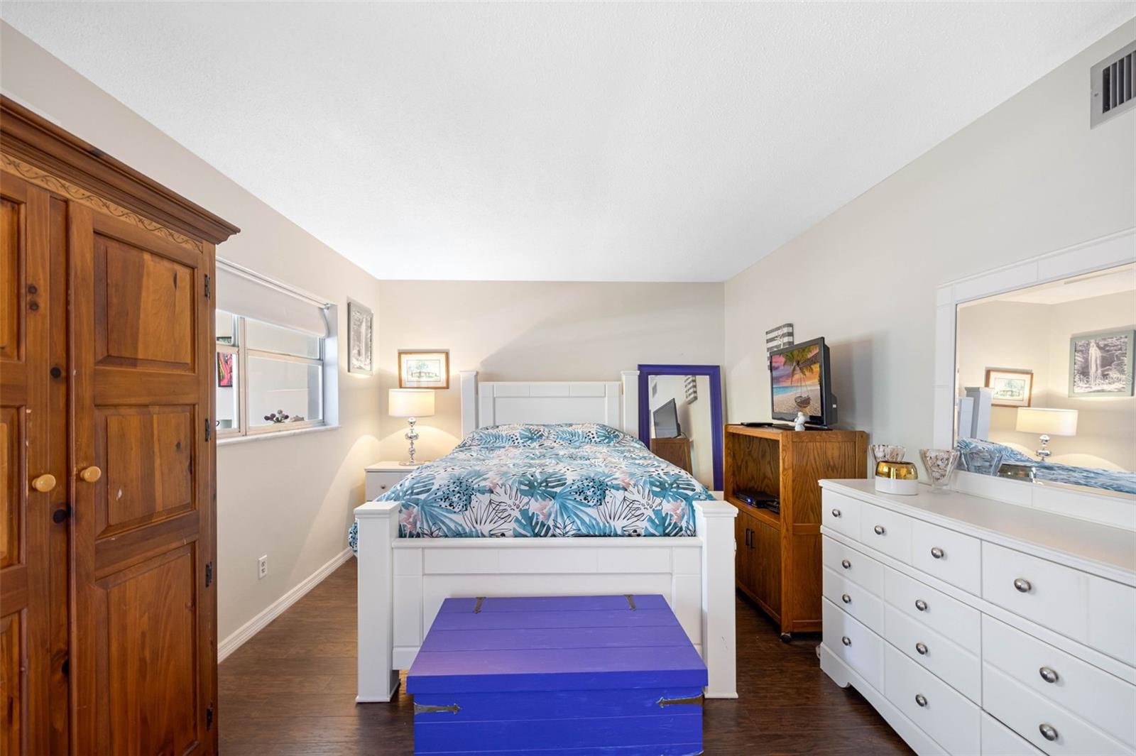 1000 79TH AVE N #211, ST PETERSBURG, FL, 33702