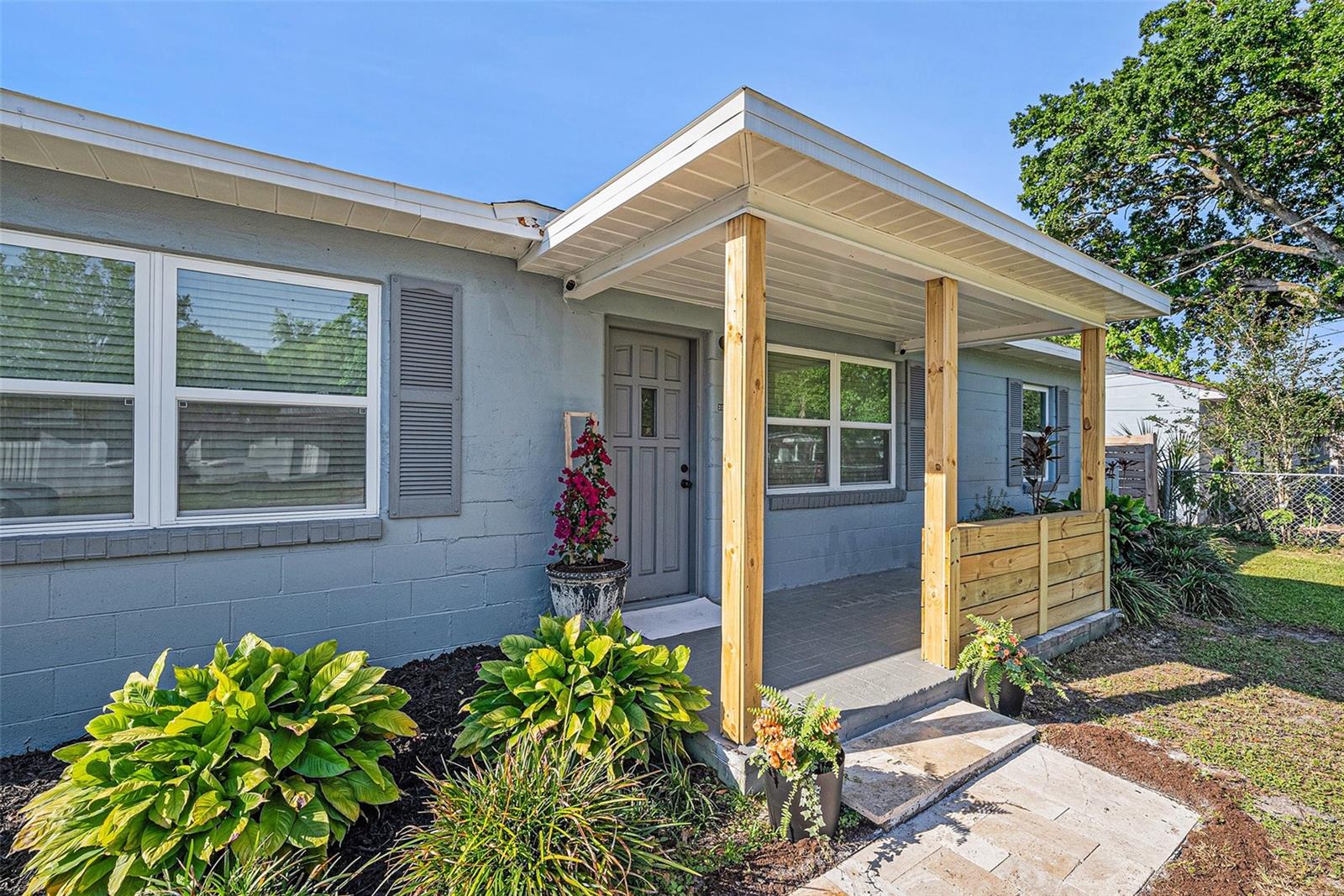 1704 W ATKINSON ST, TAMPA, FL, 33604