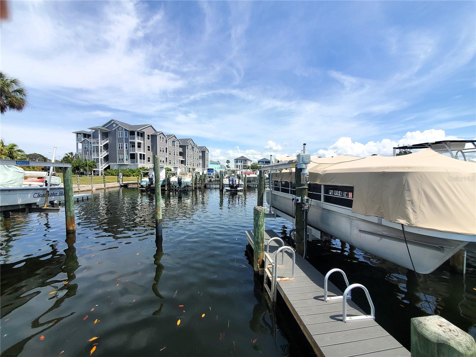 5712 BISCAYNE CT #203, NEW PORT RICHEY, FL, 34652