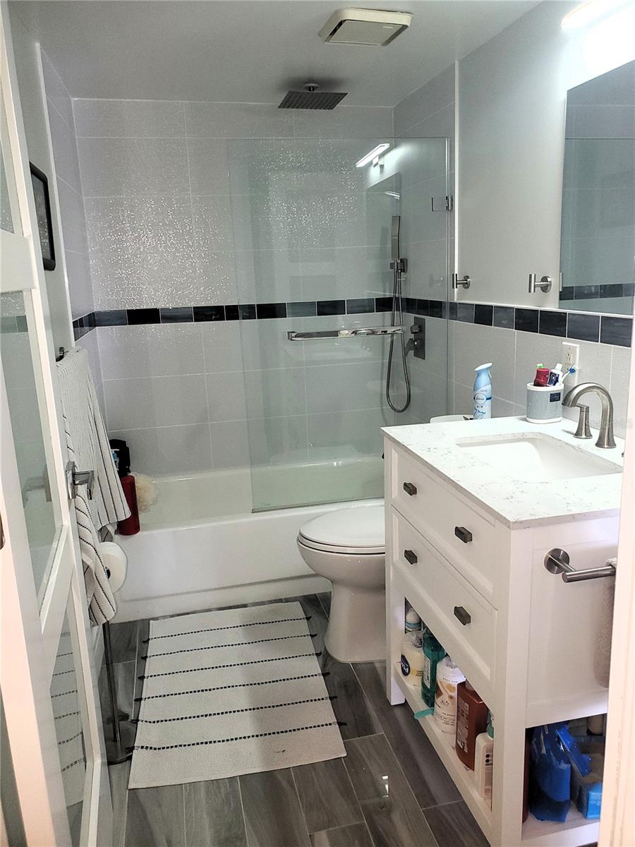 5712 BISCAYNE CT #203, NEW PORT RICHEY, FL, 34652