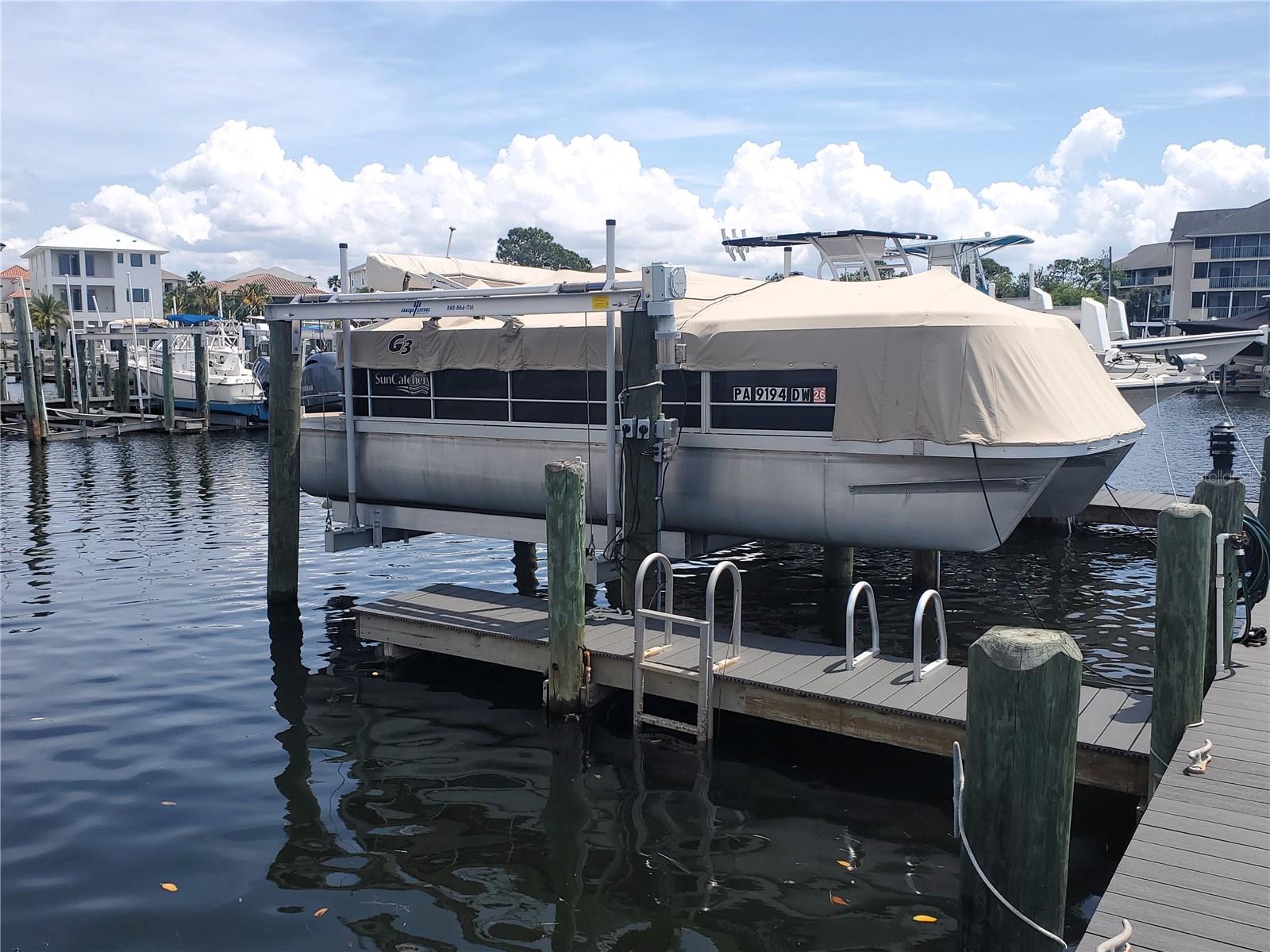 5712 BISCAYNE CT #203, NEW PORT RICHEY, FL, 34652