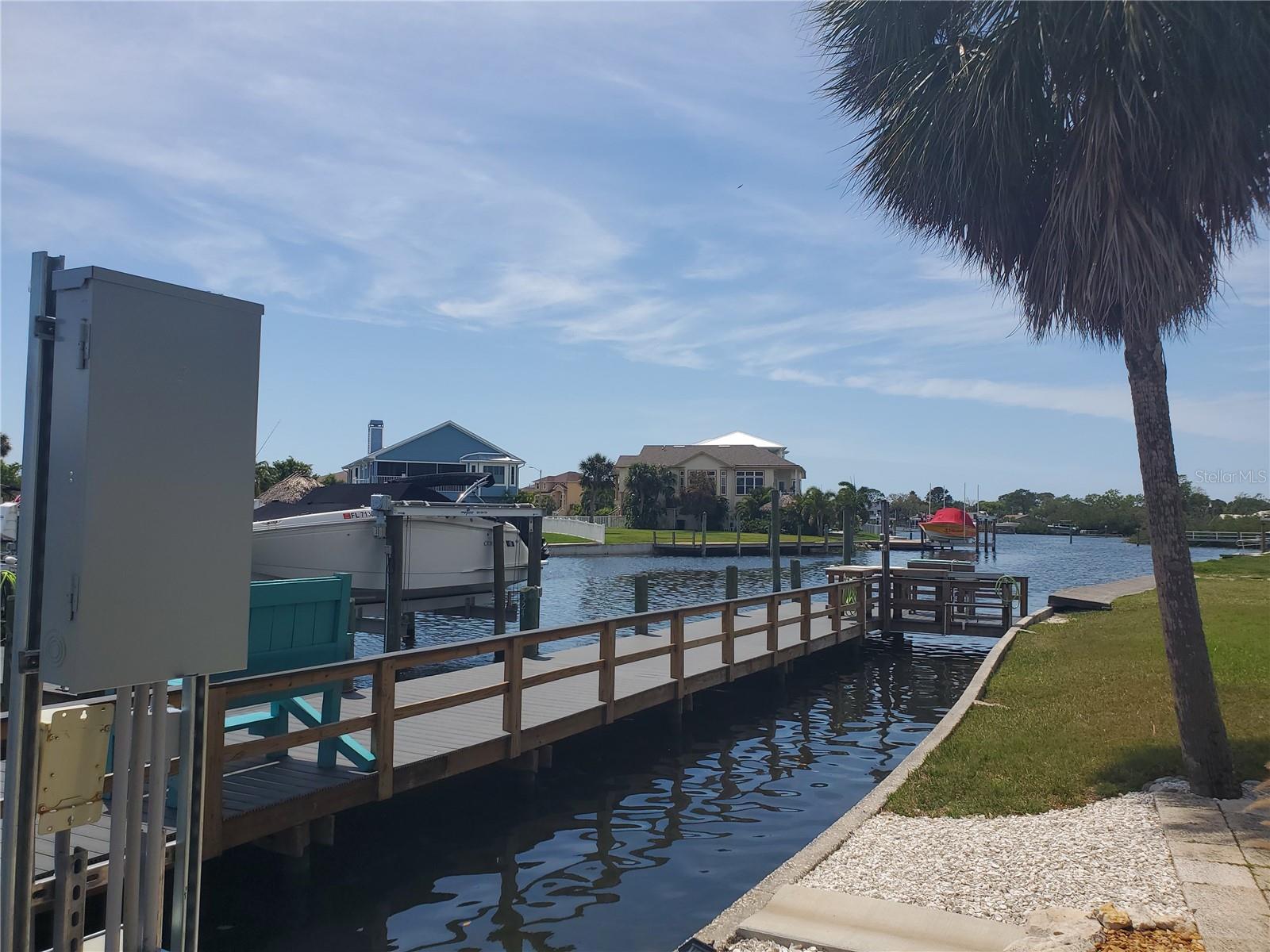 5712 BISCAYNE CT #203, NEW PORT RICHEY, FL, 34652