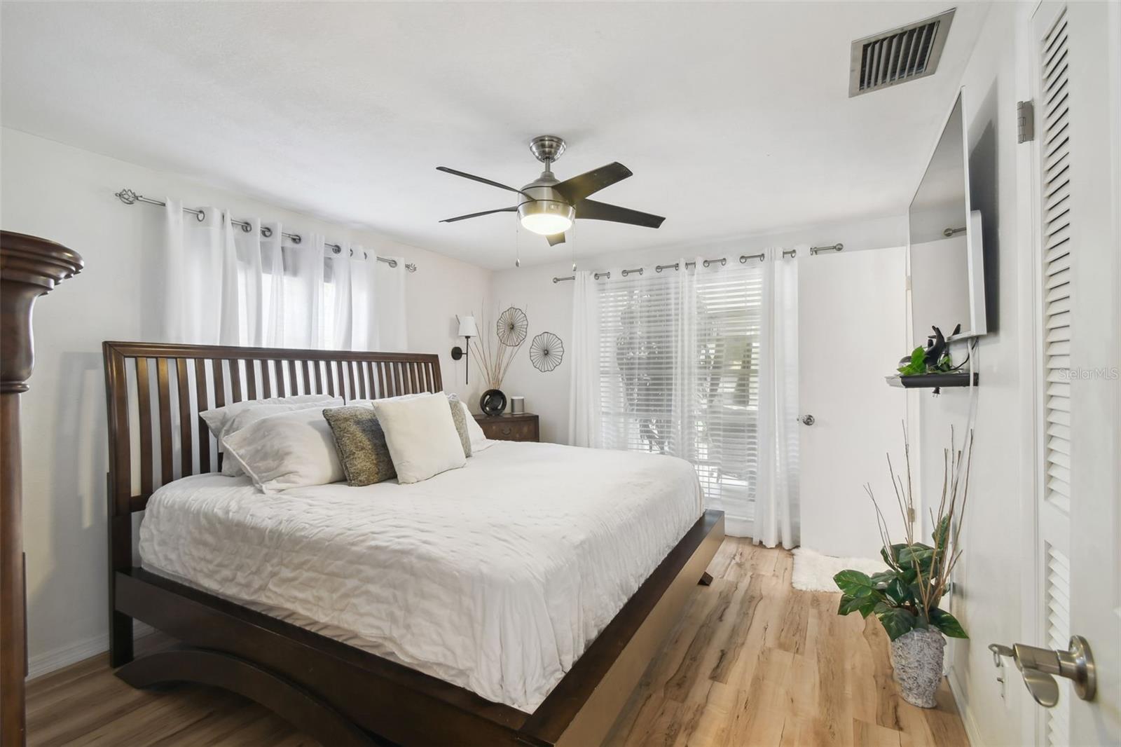 4240 WOODSVILLE DR, NEW PORT RICHEY, FL, 34652