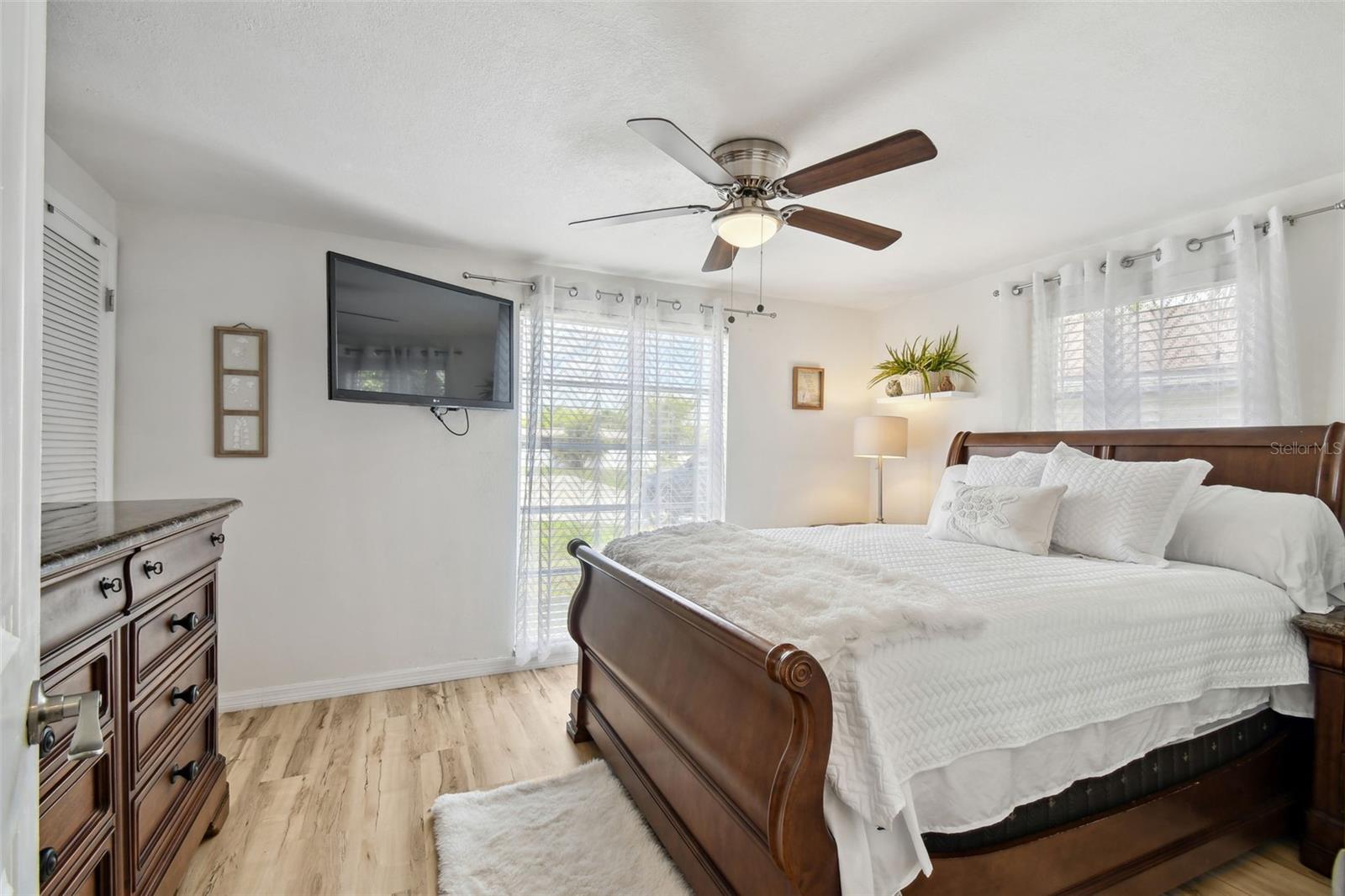 4240 WOODSVILLE DR, NEW PORT RICHEY, FL, 34652