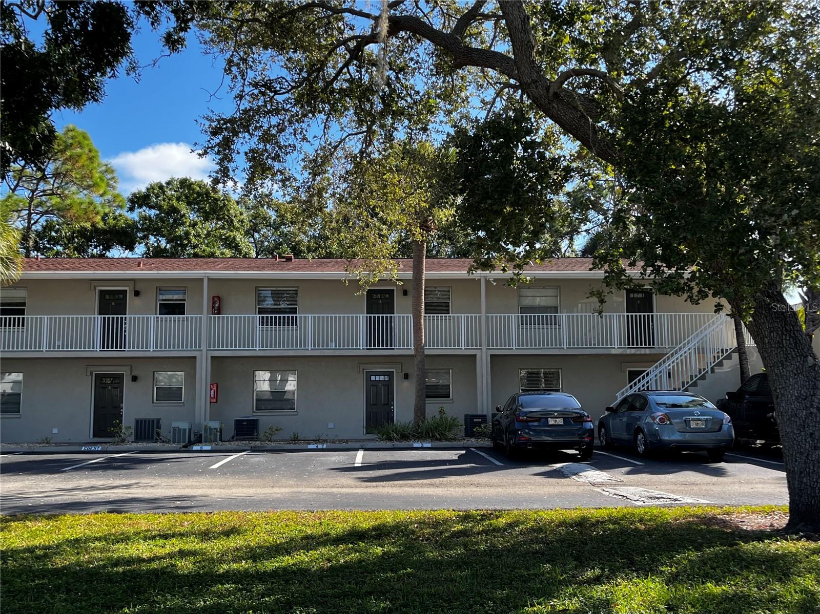 900 LA COSTA CIR #4, SARASOTA, FL, 34237