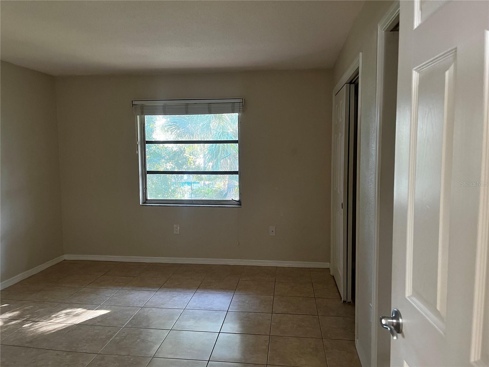 900 LA COSTA CIR #4, SARASOTA, FL, 34237