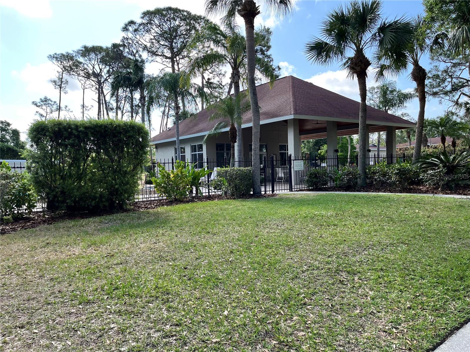 900 LA COSTA CIR #4, SARASOTA, FL, 34237