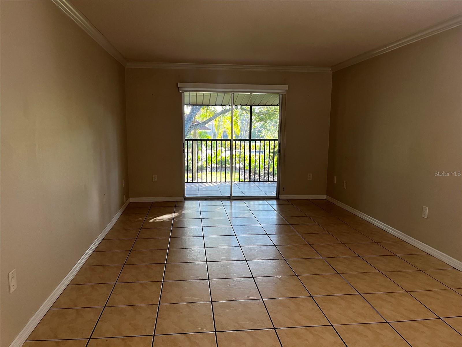 900 LA COSTA CIR #4, SARASOTA, FL, 34237