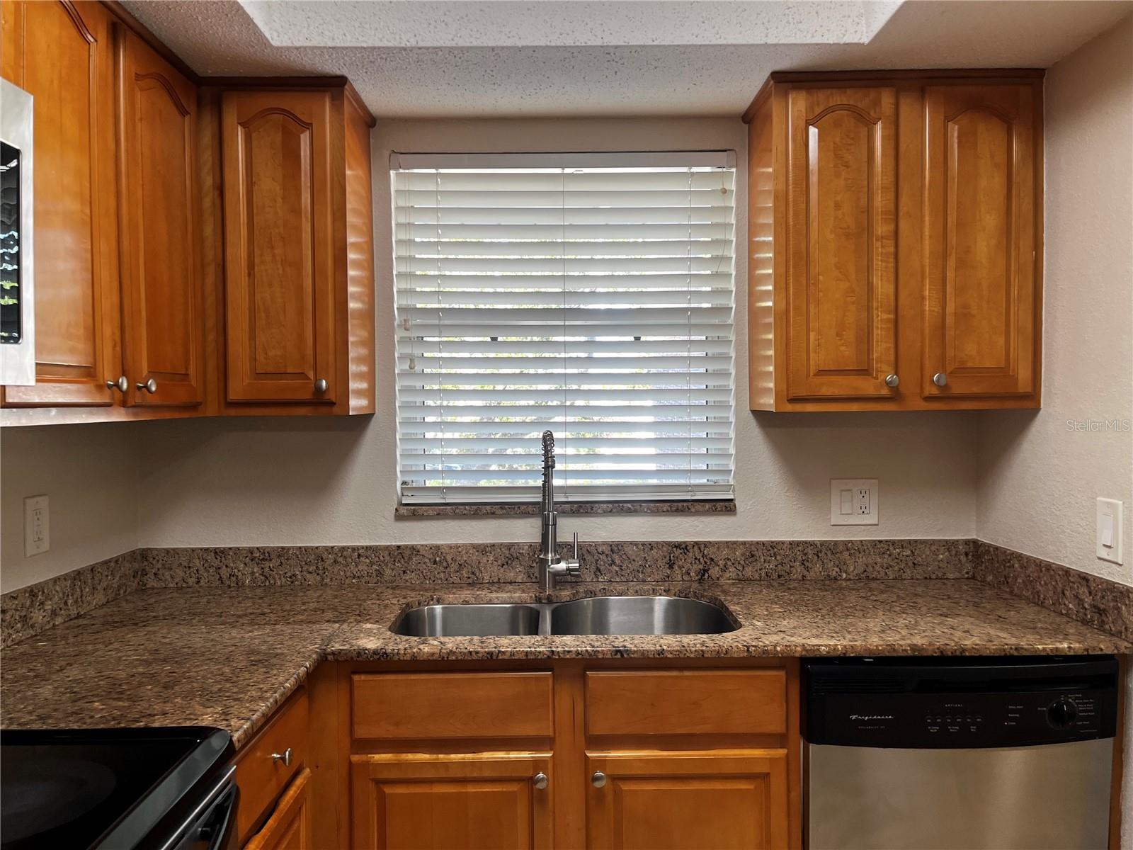 900 LA COSTA CIR #4, SARASOTA, FL, 34237
