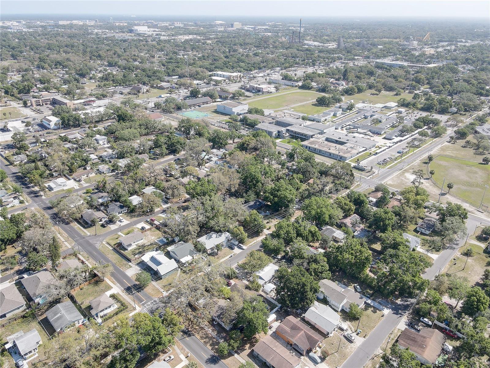 2009 E ESKIMO AVE, TAMPA, FL, 33604
