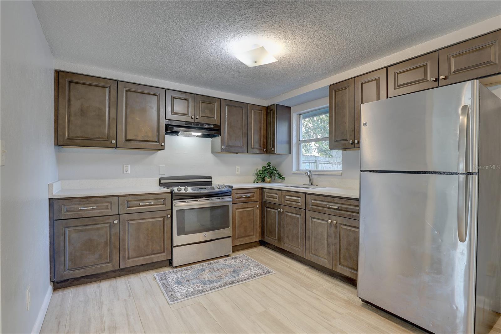 2009 E ESKIMO AVE, TAMPA, FL, 33604