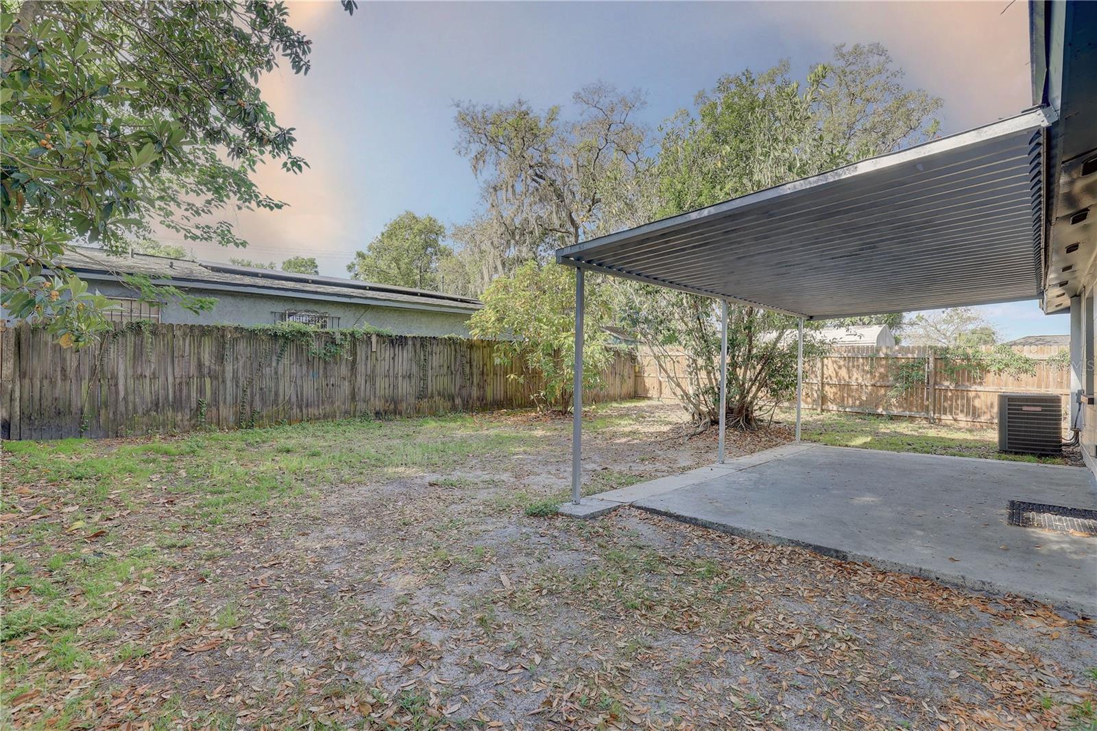 2009 E ESKIMO AVE, TAMPA, FL, 33604