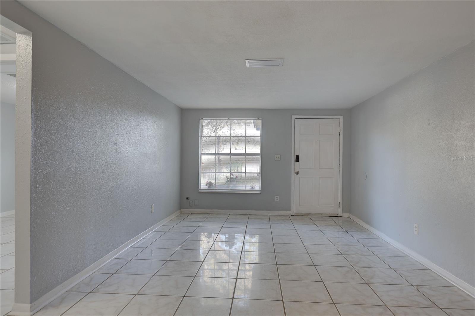 2009 E ESKIMO AVE, TAMPA, FL, 33604