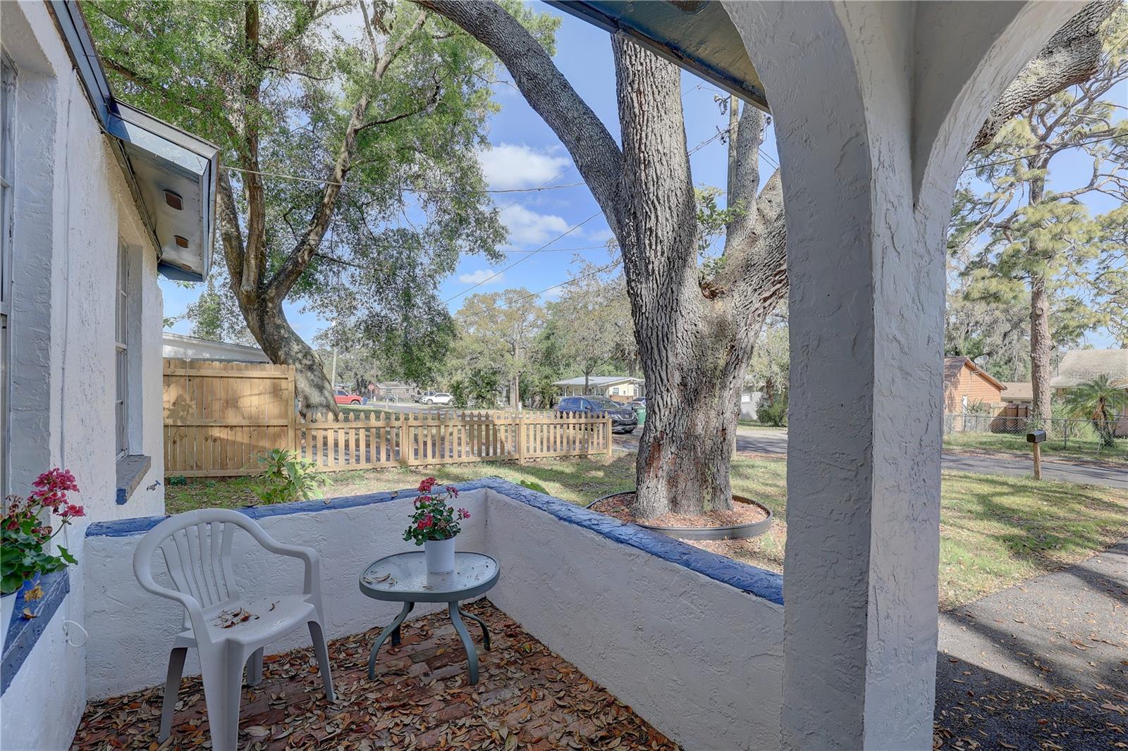 2009 E ESKIMO AVE, TAMPA, FL, 33604