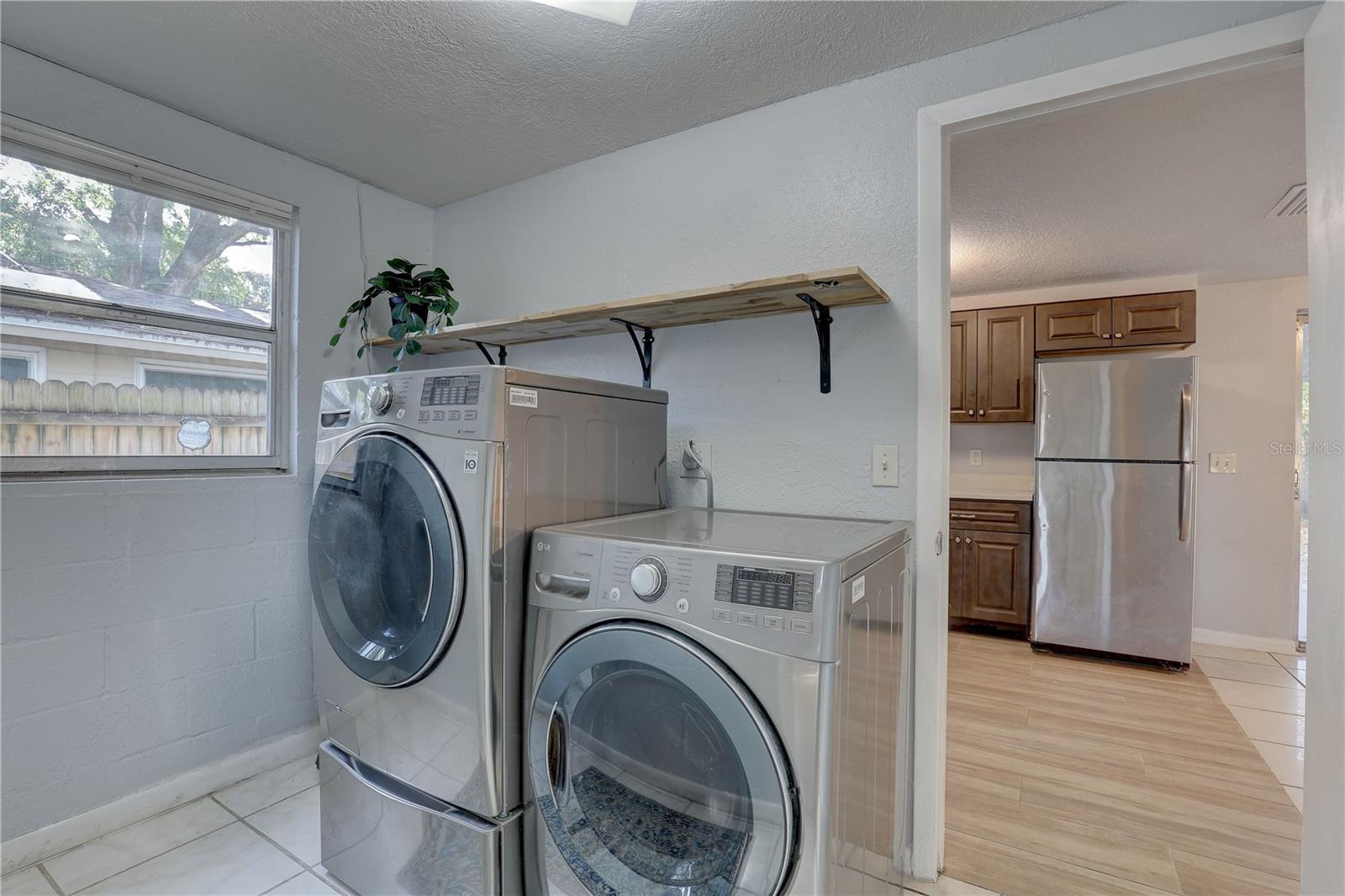 2009 E ESKIMO AVE, TAMPA, FL, 33604