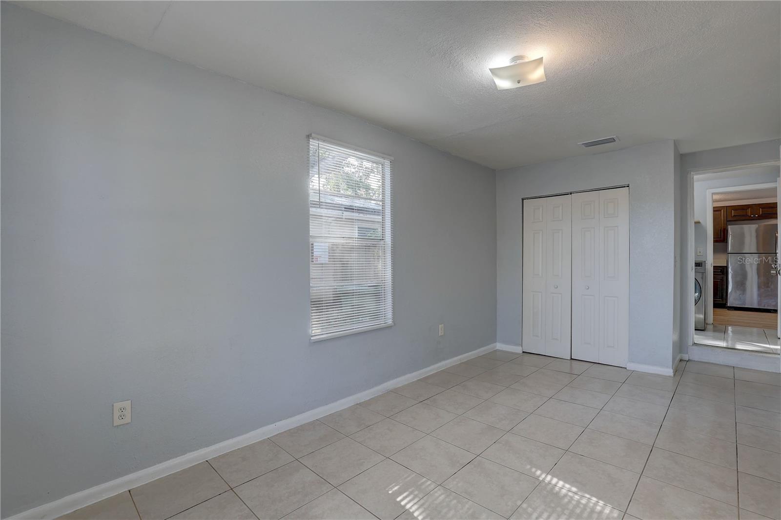2009 E ESKIMO AVE, TAMPA, FL, 33604