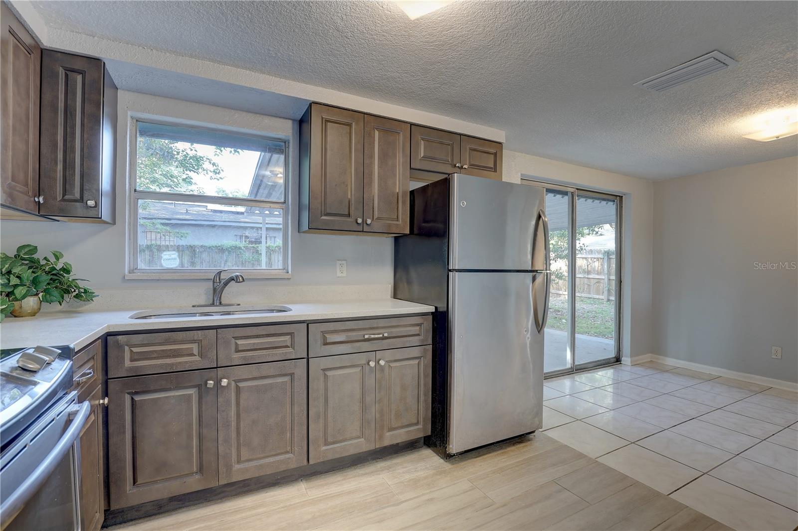 2009 E ESKIMO AVE, TAMPA, FL, 33604