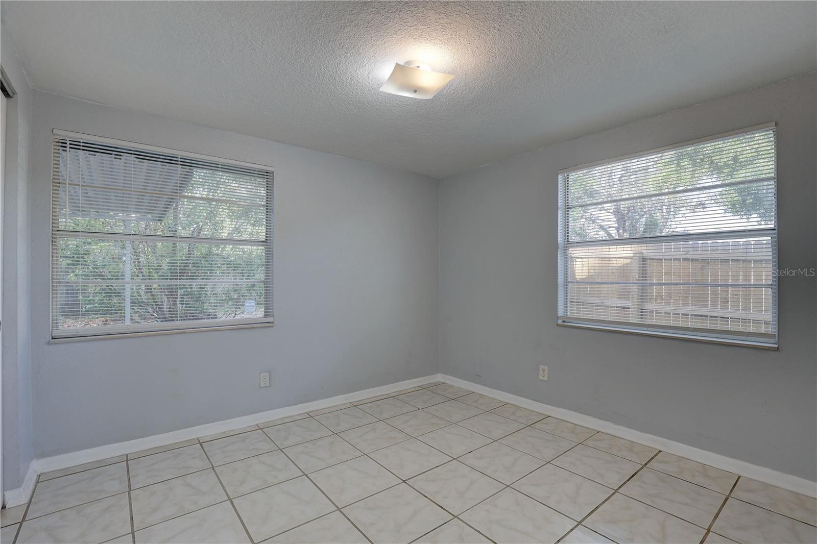 2009 E ESKIMO AVE, TAMPA, FL, 33604