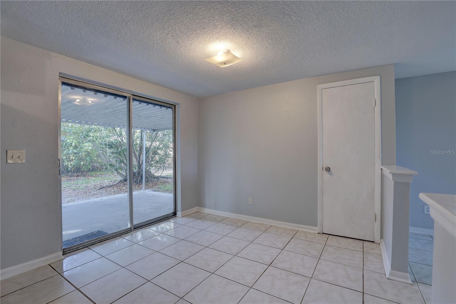 2009 E ESKIMO AVE, TAMPA, FL, 33604