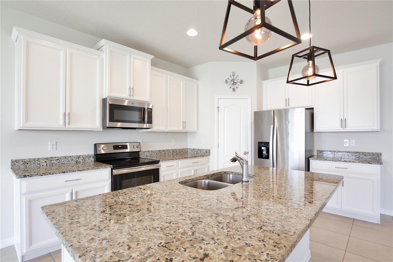 299 WHIRLAWAY DR, DAVENPORT, FL, 33837