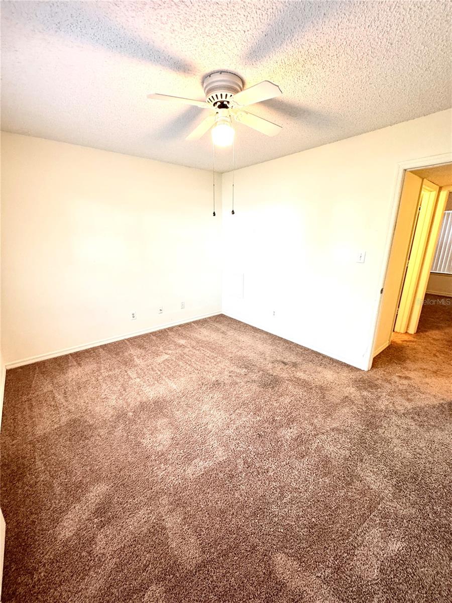2302 MAKI RD #24, PLANT CITY, FL, 33563