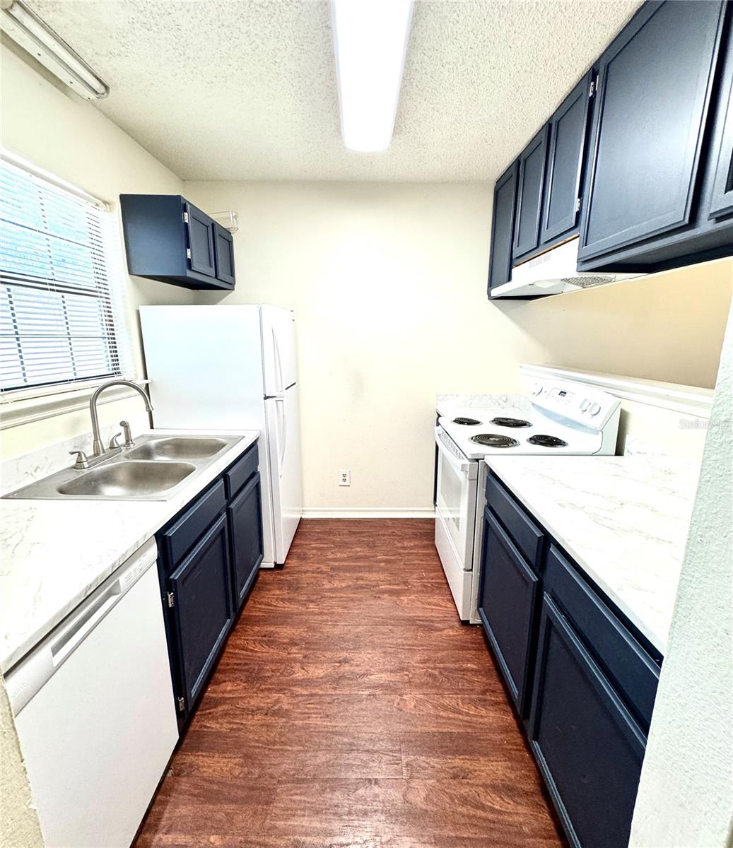 2302 MAKI RD #24, PLANT CITY, FL, 33563